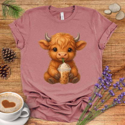 Cute Highland Cow T-Shirt – Coffee Lover Cow Tee for Farm, Country & Kawaii Style Fans