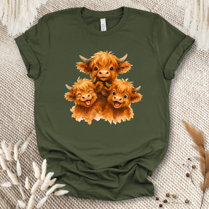Cute Highland Cow T-Shirt – Adorable Baby Highland Cows Tee for Cow Lovers, Farm Families & Country Kids