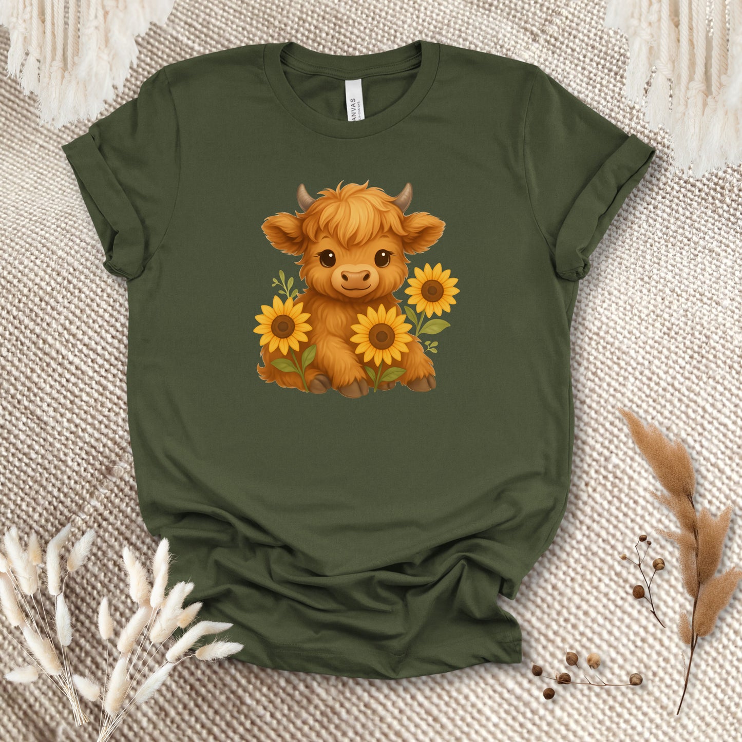Cute Highland Cow T-Shirt – Sunflower Cow Lover Tee for Farm Girls, Cow Moms & Country Fans