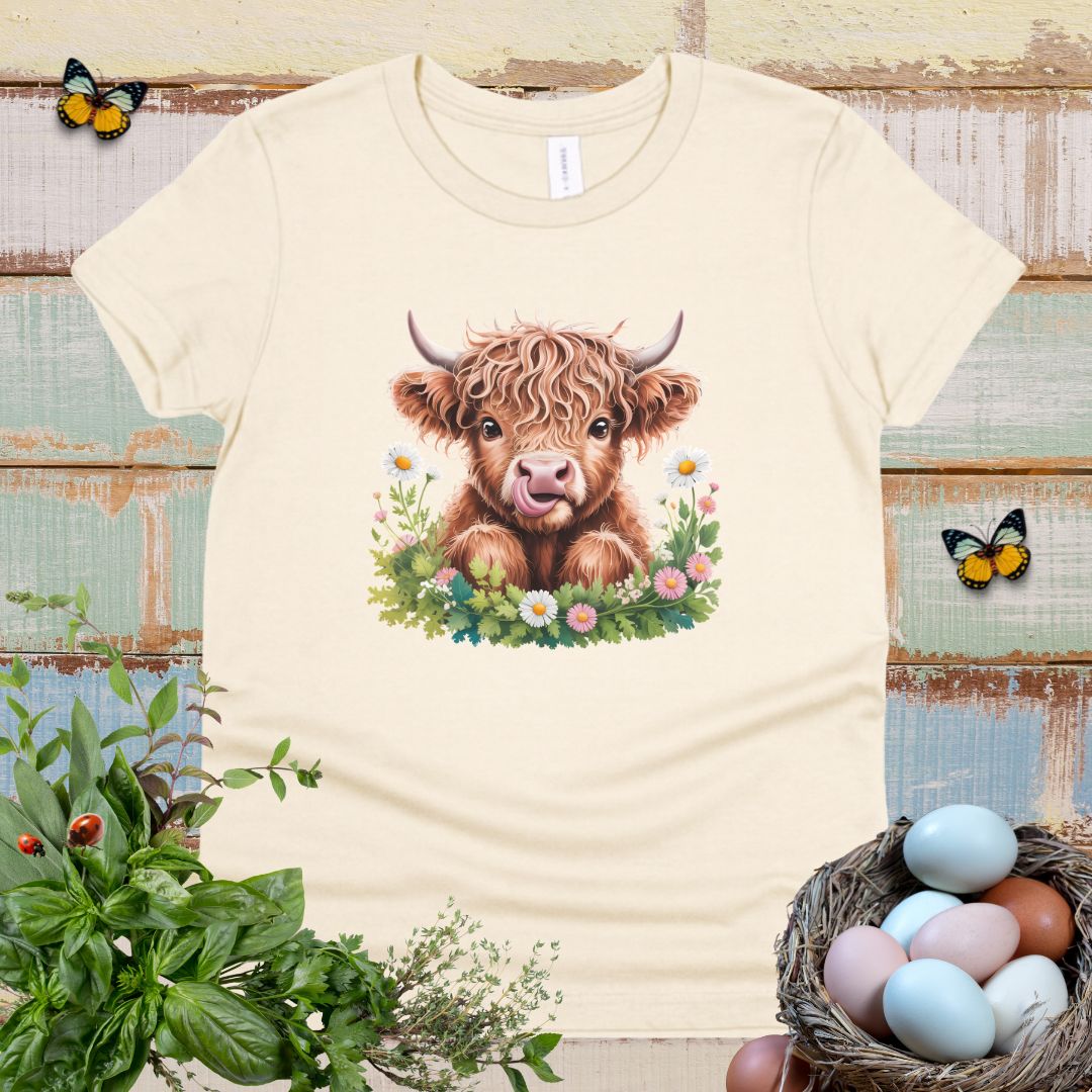 Cute Highland Cow Kids T-Shirt – Adorable Tongue-Out Cow & Wildflower Tee for Little Farm Animal Lovers
