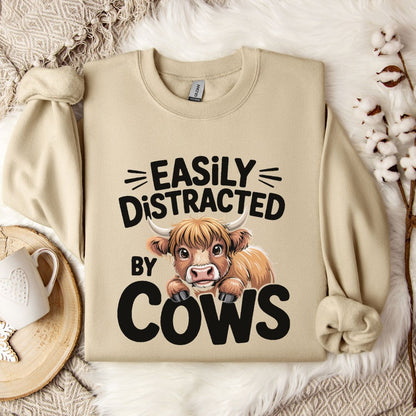 Funny Highland Cow Mom Sweatshirt – Easily Distracted by Cows Crewneck for Cow Lovers, Farmers & Country Life Fans
